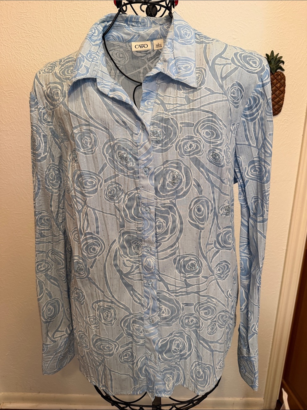 🌼🌼🌼BOGOHO🌼🌼🌼Cato Light Blue Beaded Floral Button-Down Shirt-Large